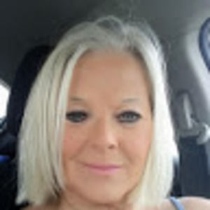 Meet your Posher, Joni